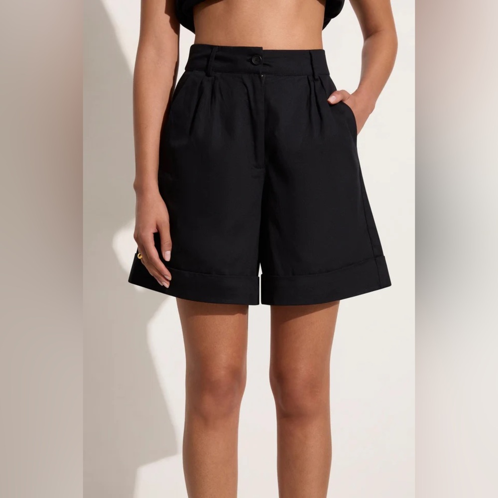 Faithfull the Brand Black High-Waist Pleated Bermuda Shorts